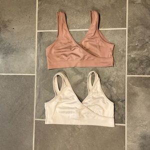Auden white and mauve seamless maternity/nursing bra size Medium